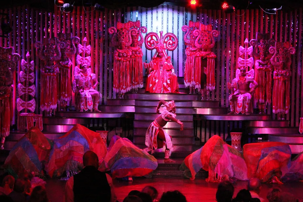 Cabaret Parisien